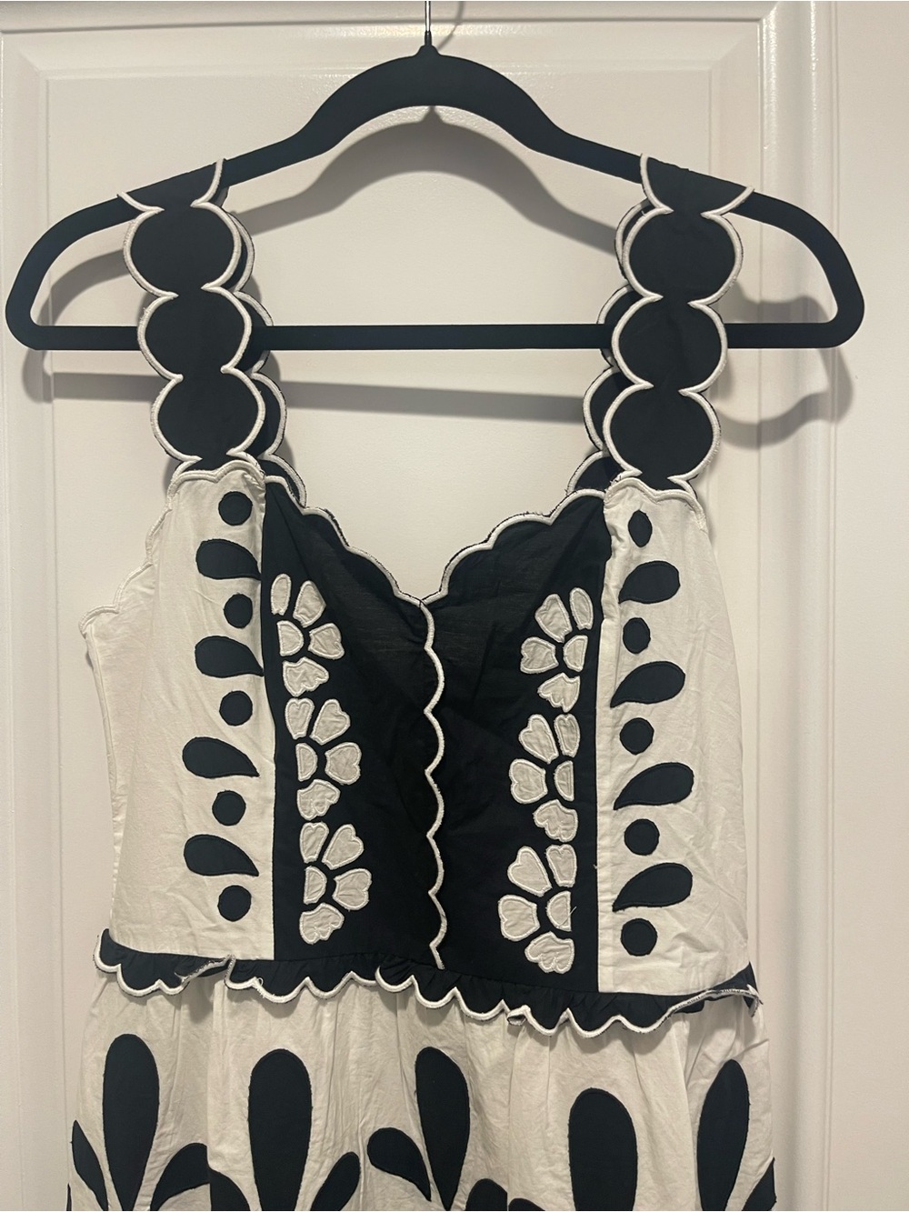 FARM Rio Black and White Floral Cutwork Tiered Midi Dress - Picture 3 of 8